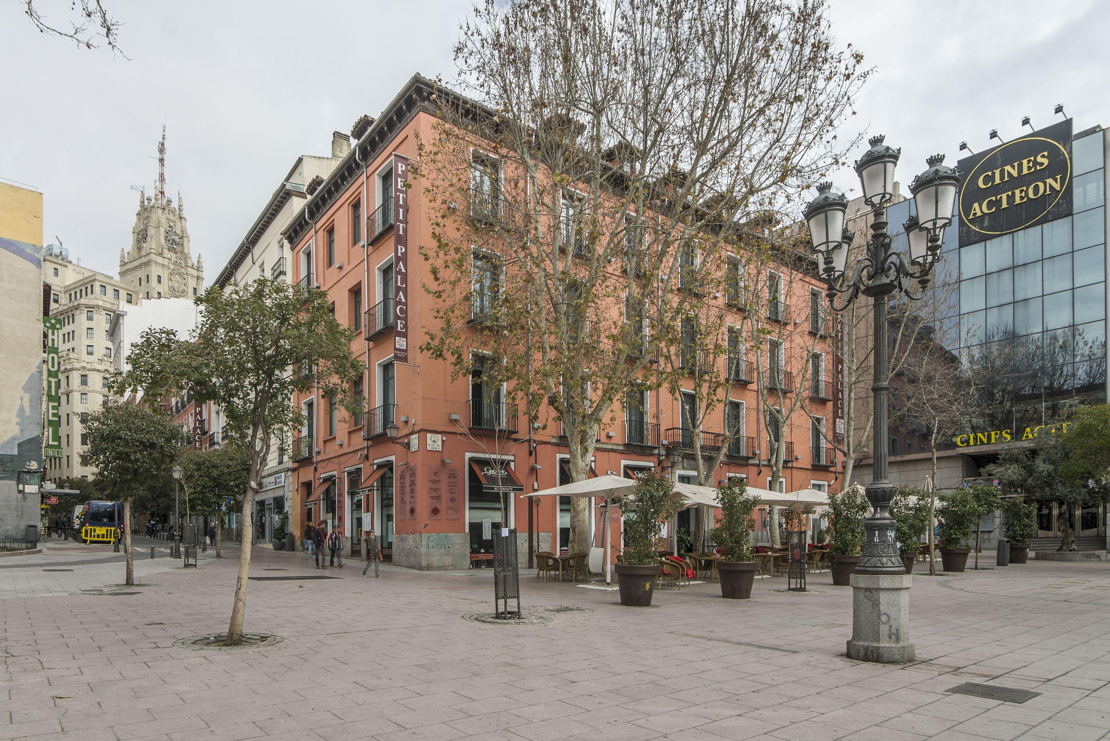 Petit Palace Plaza Del Carmen — Foto 3